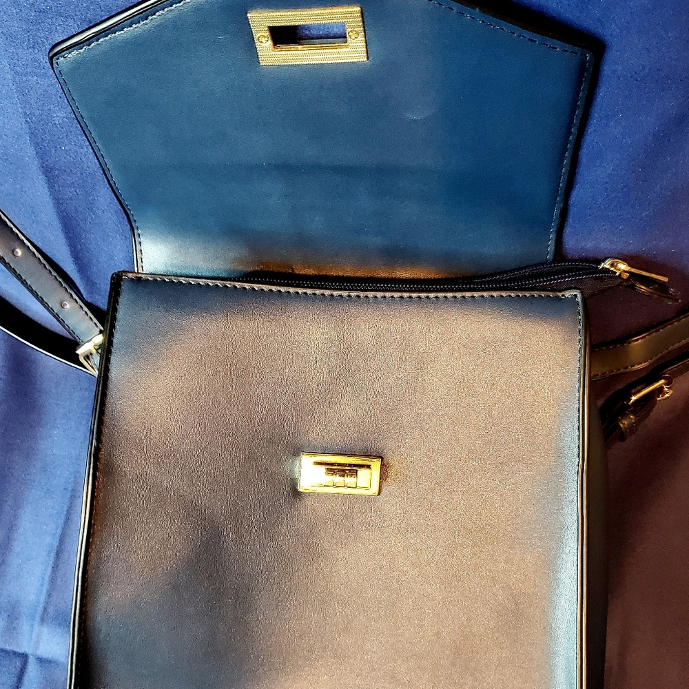 Backpack - Picture 9 of 10